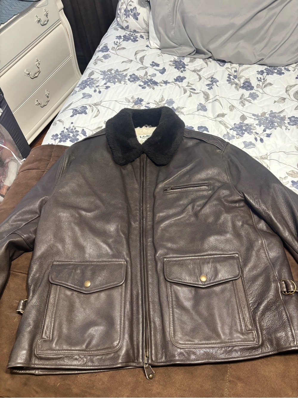 L.L. Bean Dark Brown Leather Bomber Jacket with Black Shearling Collar. Size XL